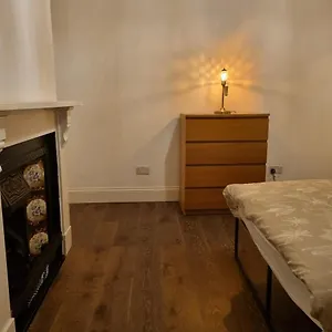 41 Crawley Road , Luton (Bedfordshire) United Kingdom